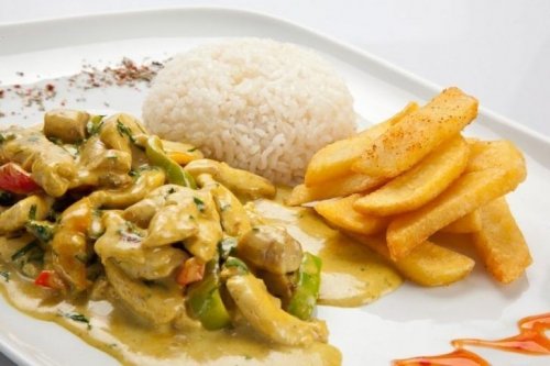 Krema Soslu Tavuklar